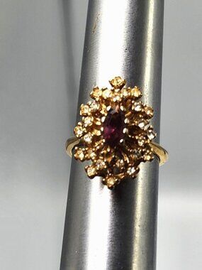 Vtg 1970s Vargas Mfg. Co. Stamped 18K H.G.E.  Faux‎ Amethyst Cocktail Ring Sz 6